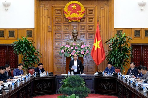 Thủ tướng Nguyễn Xuân Phúc chủ trì cuộc họp đánh giá việc thực hiện NQ số 13 của BCHTW về xây dựng kết cấu hạ tầng đồng bộ nhằm đưa nước ta cơ bản trở thành nước công nghiệp theo hướng hiện đại vào năm 2020 (Thời sự chiều 28/02/2018)